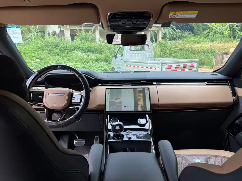Land Rover Sport 2023 — фото 13