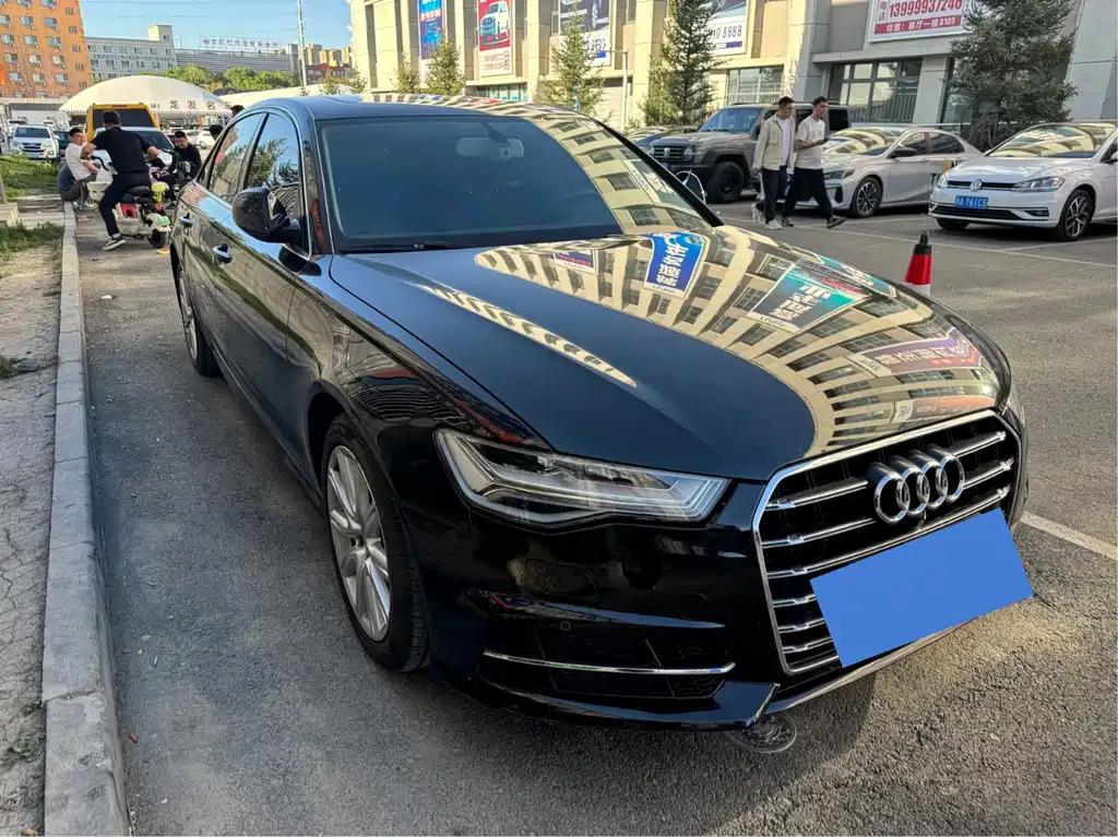 Audi A6L 2018 — фото 1