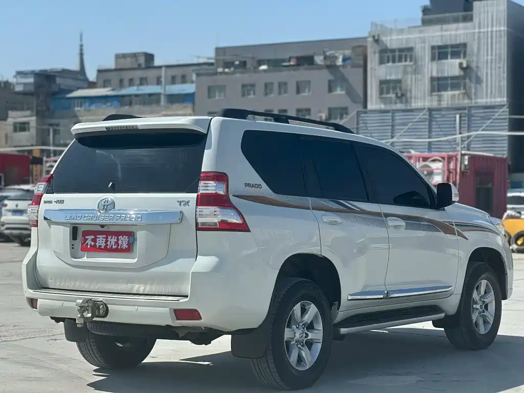 Toyota Prado 2016 — фото 9