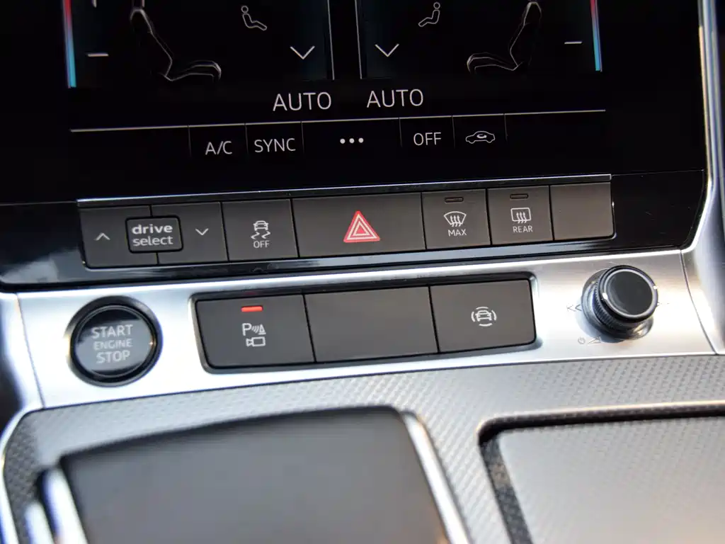 Audi A6L 2022 — фото 12