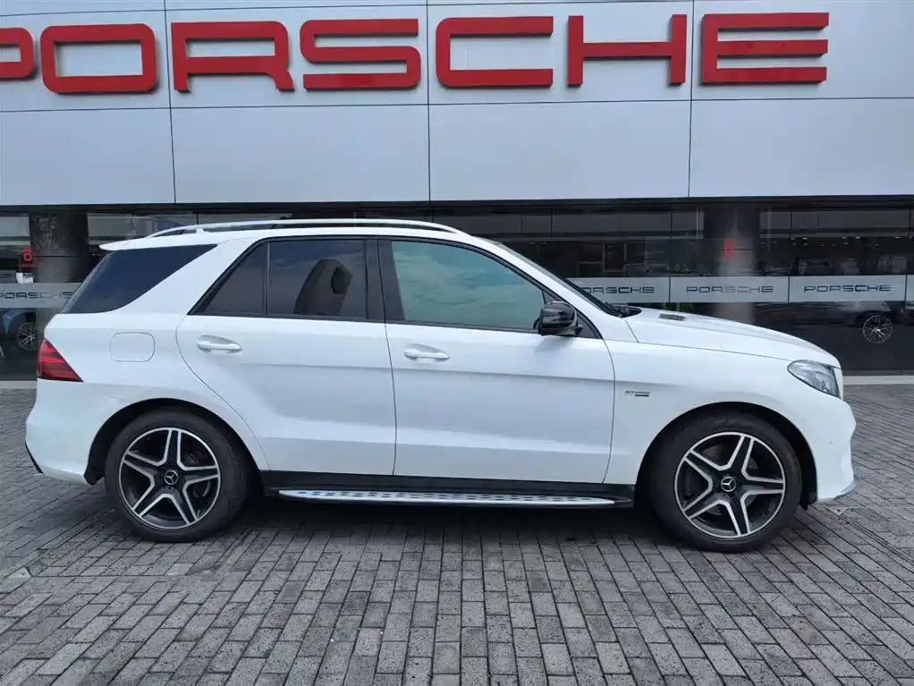 Mercedes-Benz GLE AMG 2018 — фото 3