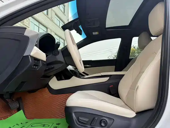 Toyota Avalon 2022