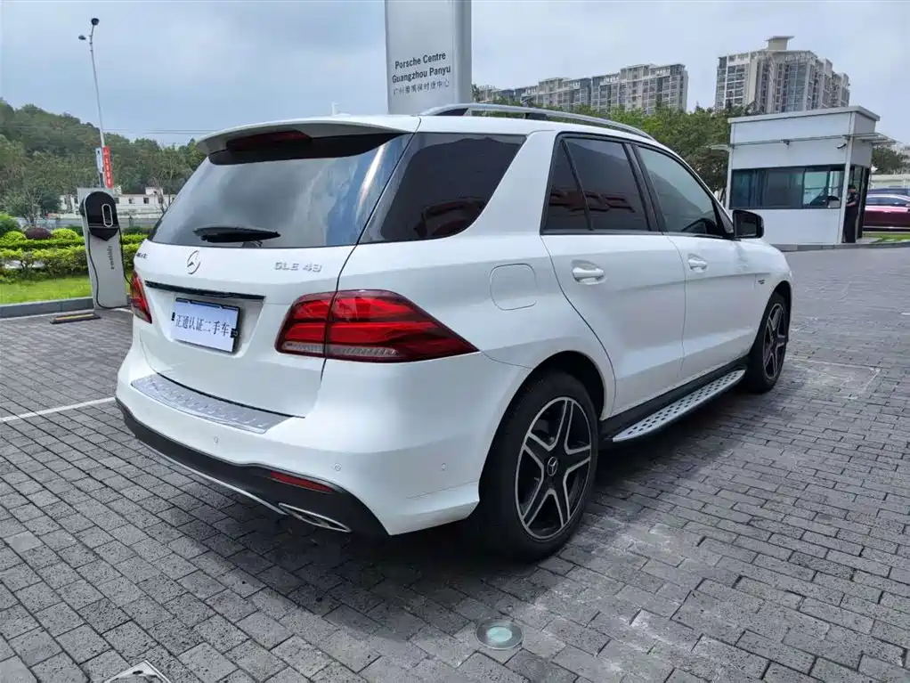 Mercedes-Benz GLE AMG 2018 — фото 2