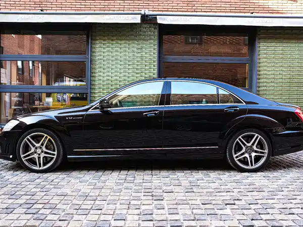 Mercedes-Benz S-Class AMG 2010