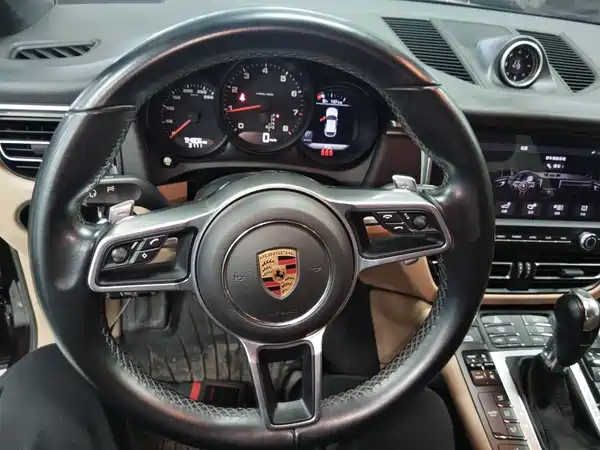 Porsche Macan 2019