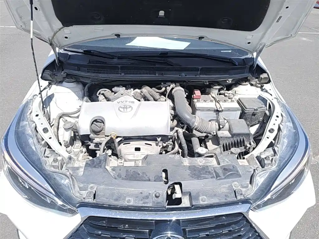 Toyota Yaris L 2021 — фото 18