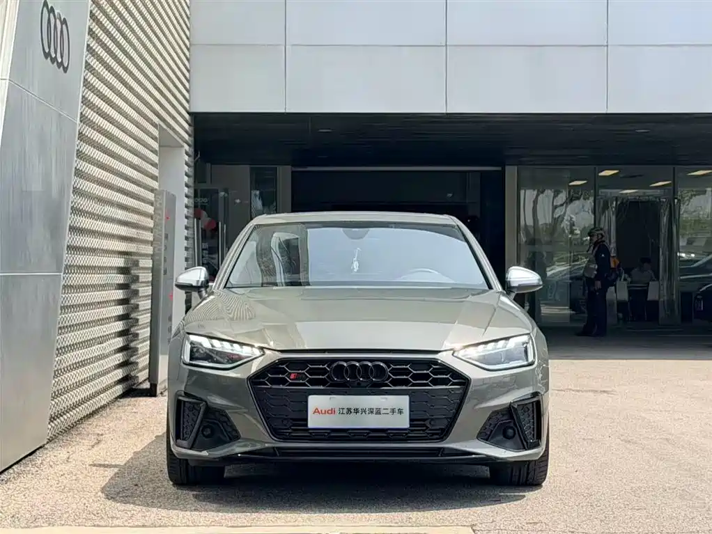 Audi S4 2024 — фото 2