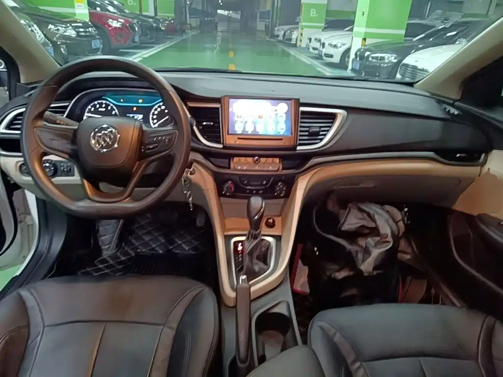 Buick Excelle 2017 — фото 10