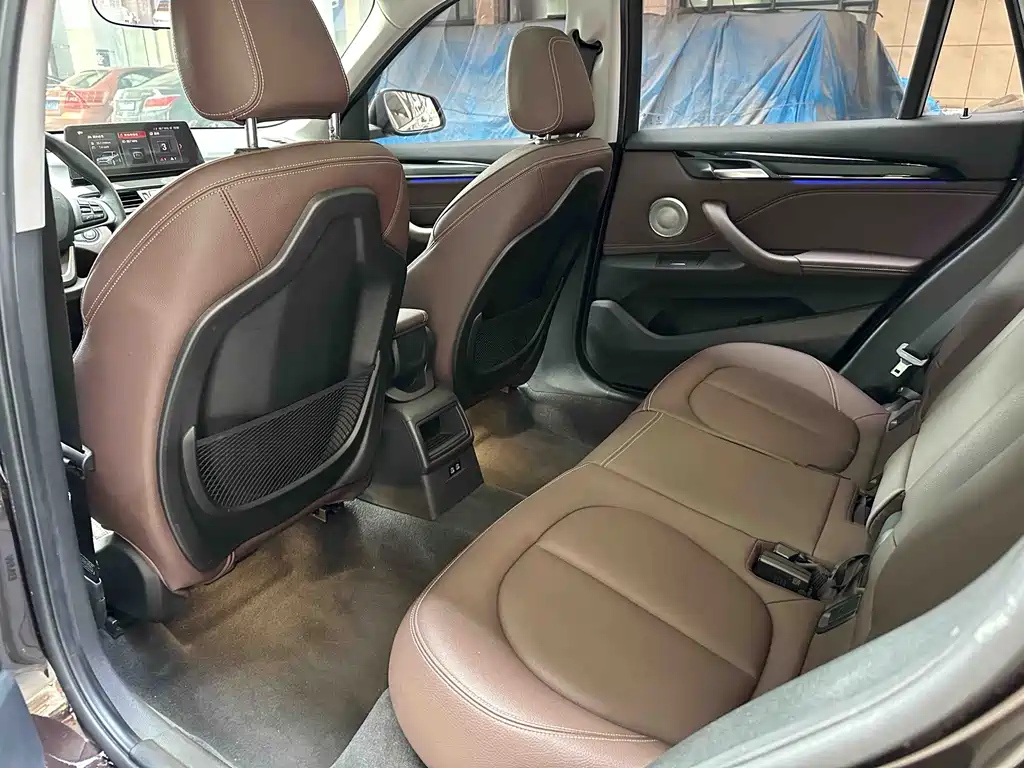 BMW X1 2020 — фото 10