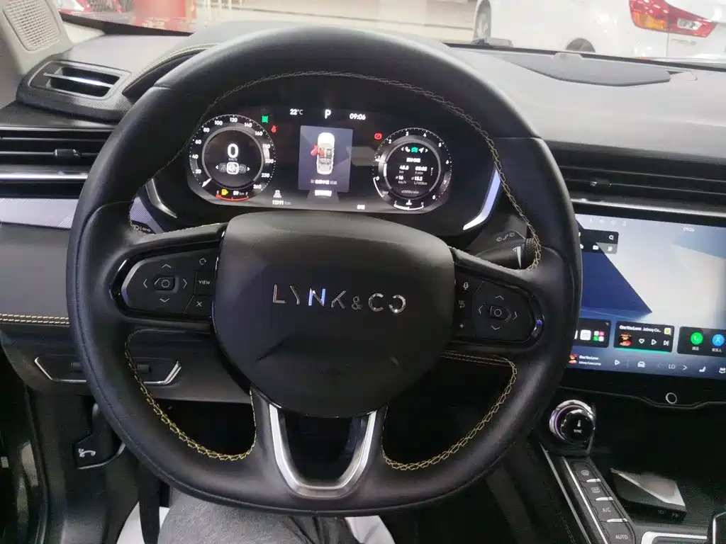 Lynk & Co 01 2023