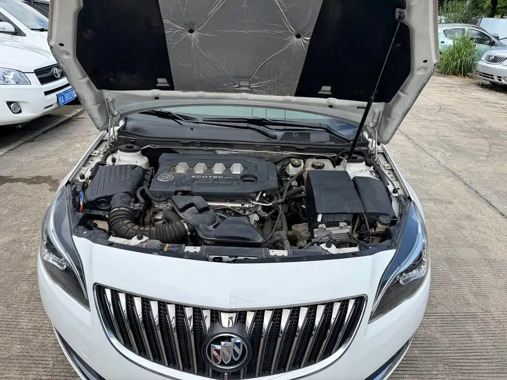 Buick Regal 2014 — фото 11