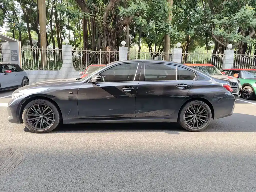 BMW 3 Series 2023