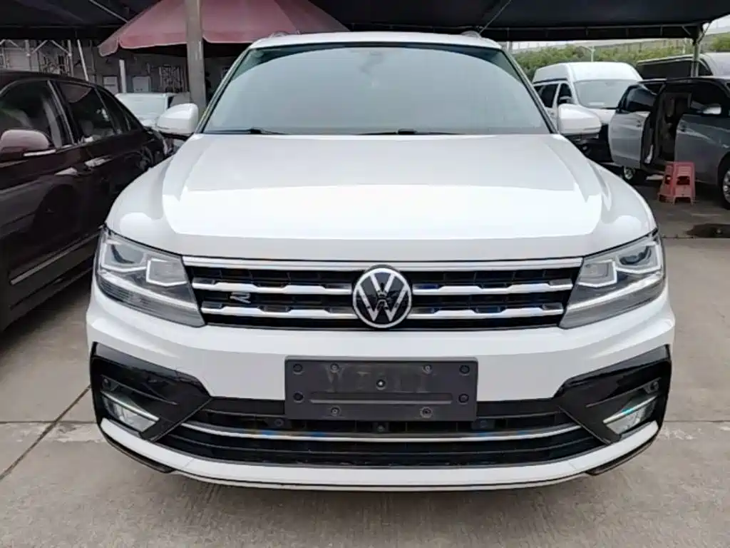 Volkswagen Tiguan L 2021 — фото 3