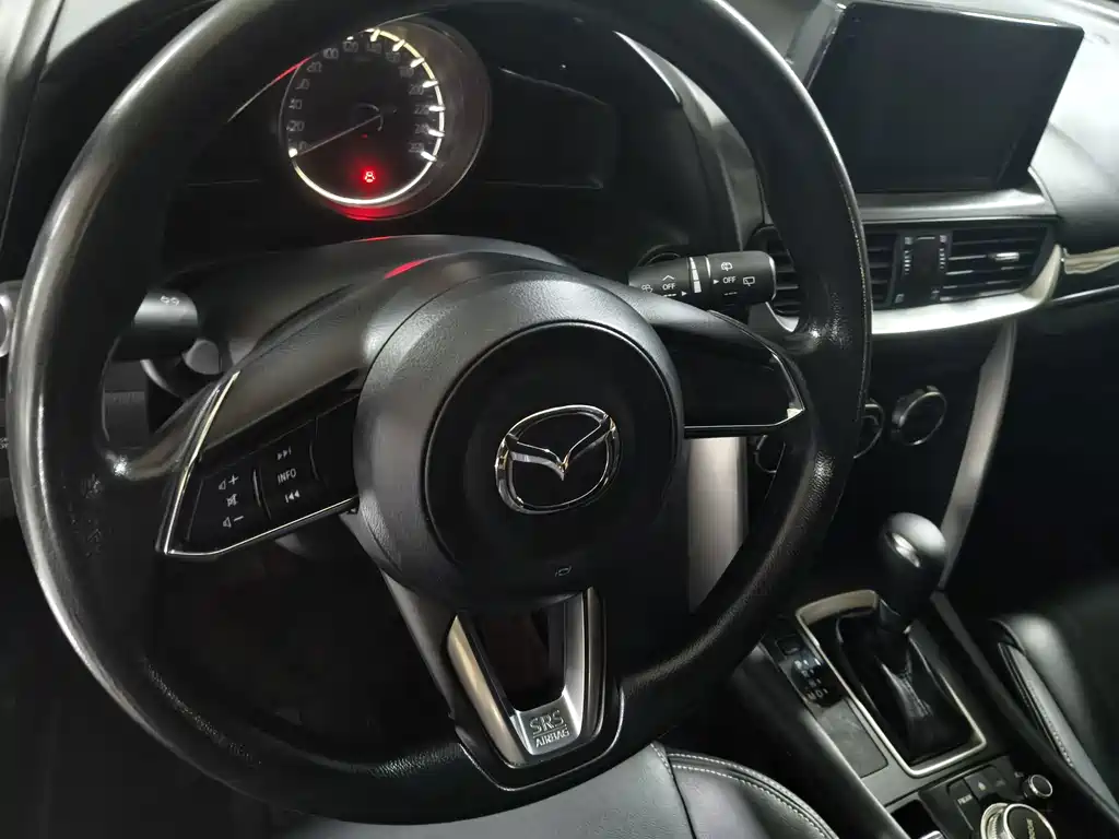 Mazda CX-4 2019 — фото 14