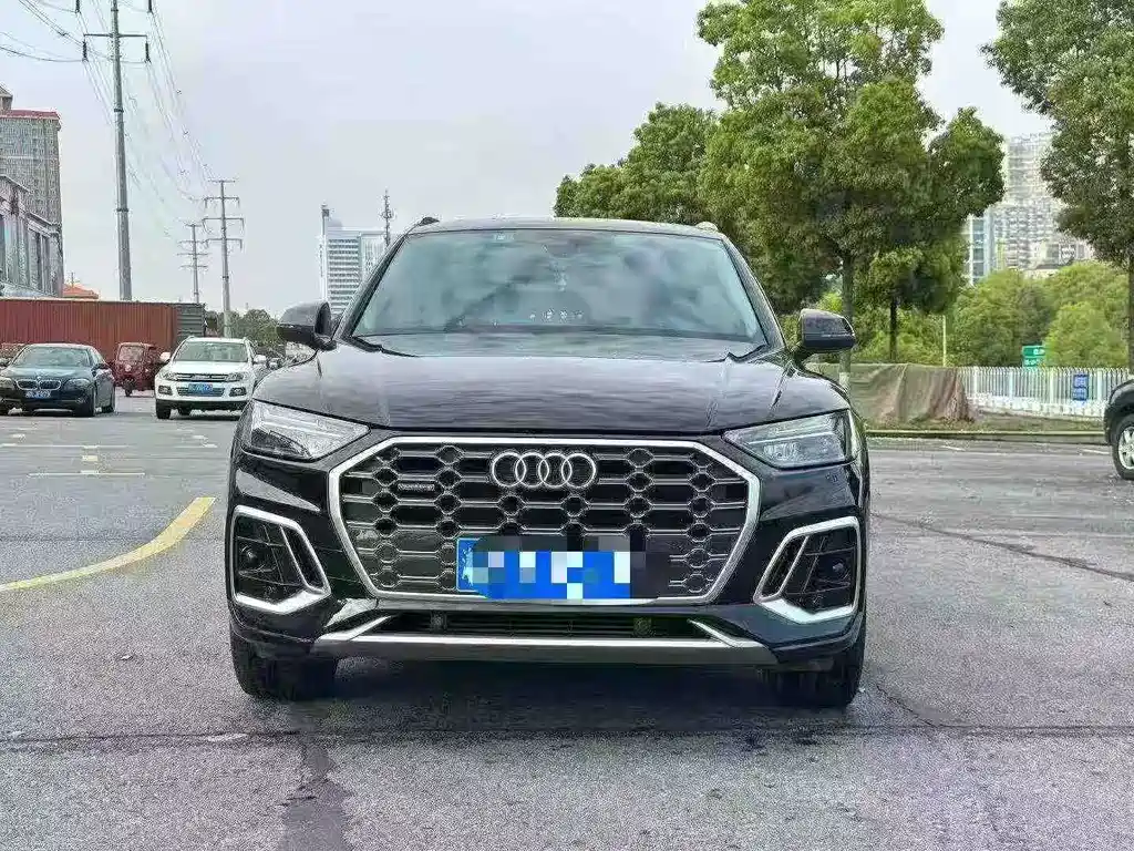 Audi Q5L 2022 — фото 2