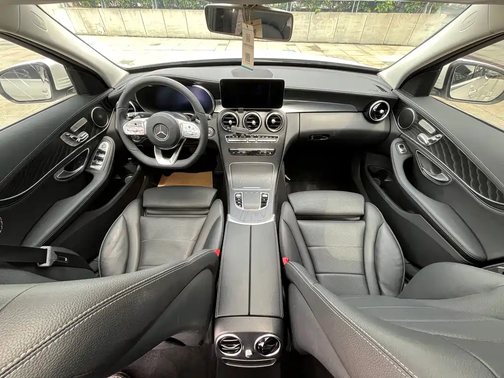 Mercedes-Benz C-Class 2020 — фото 6