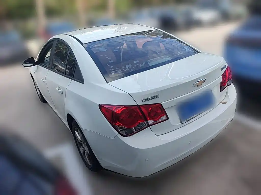 Chevrolet Cruze 2014 — фото 9