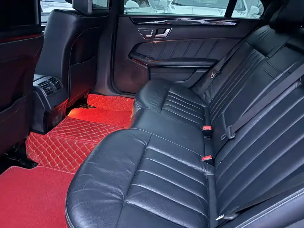 Mercedes-Benz E-Class 2014