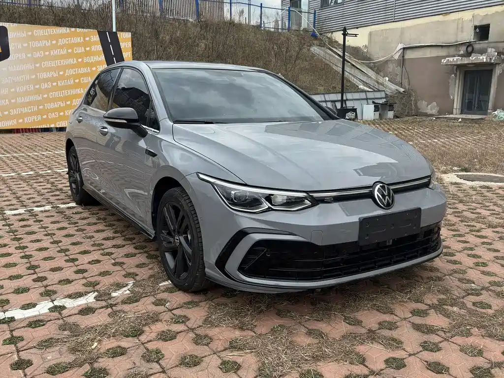 Volkswagen Golf 2023