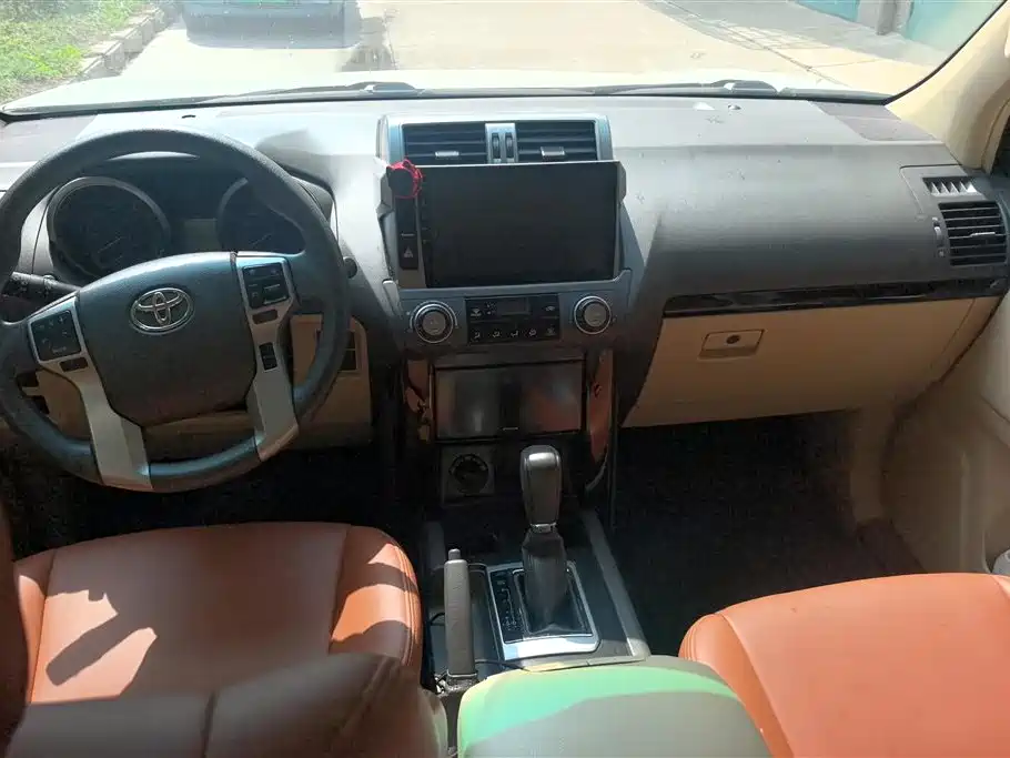 Toyota Prado 2018 — фото 12