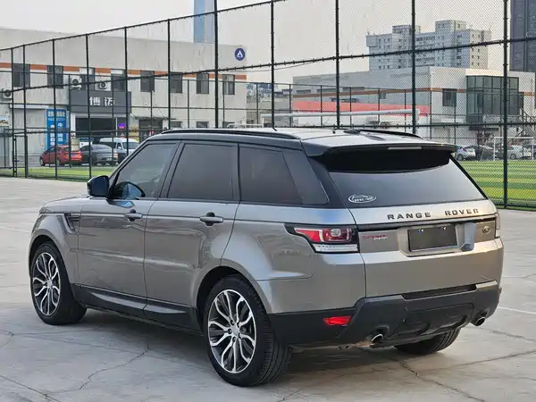 Land Rover Range Rover Sport 2015