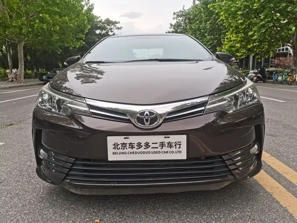 Toyota Corolla 2017 — фото 2