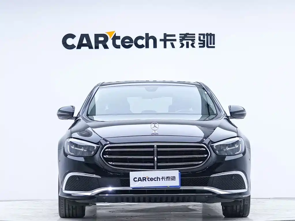 Mercedes-Benz E-Class 2022