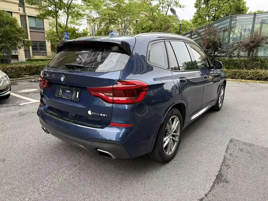 BMW X3 2018 — фото 9