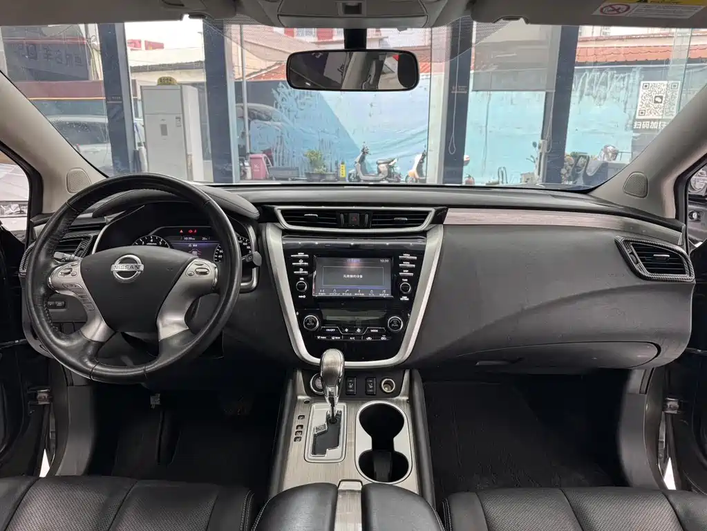 Nissan Murano 2018 — фото 13