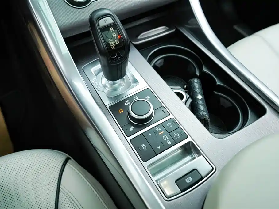 Land Rover Sport 2014 — фото 11