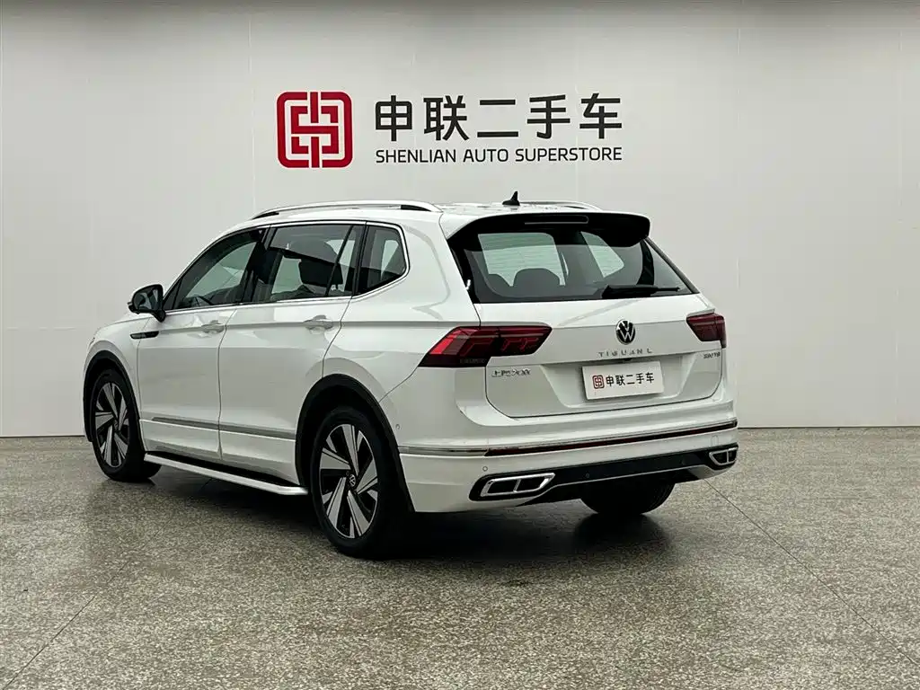 Volkswagen Tiguan L 2023 — фото 2