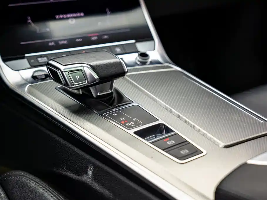 Audi A6L 2021 — фото 14