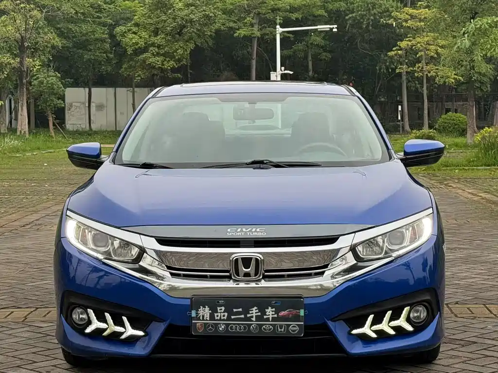 Honda Civic 2017 — фото 2