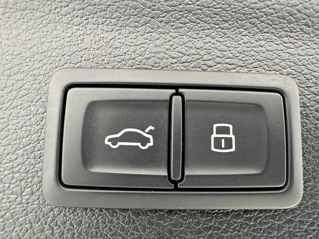 Audi Q3 2022 — фото 17