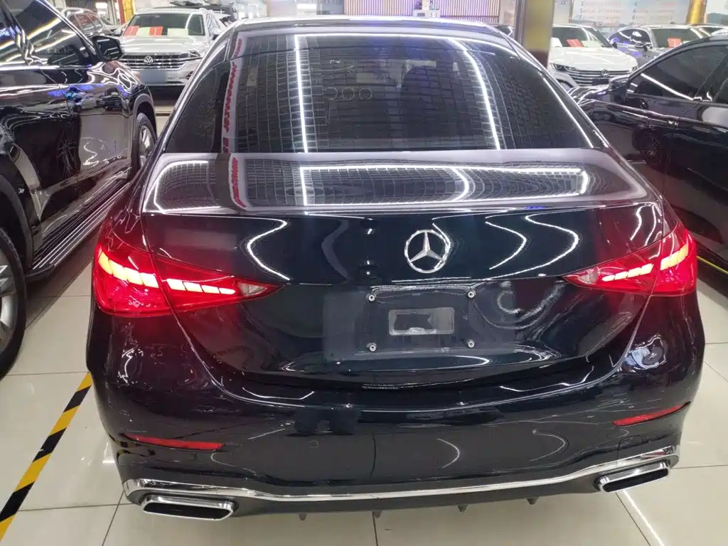 Mercedes-Benz C-Class 2024