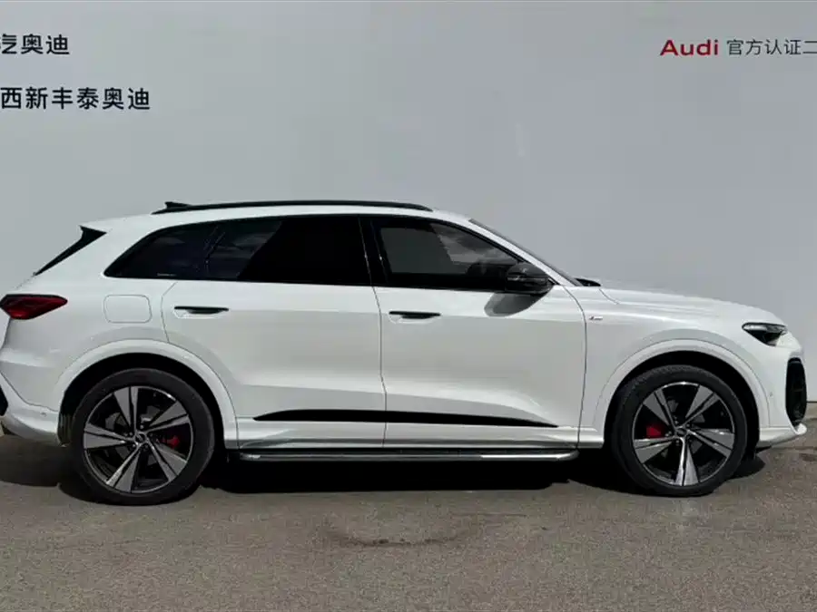 Audi Q5L 2026 — фото 27