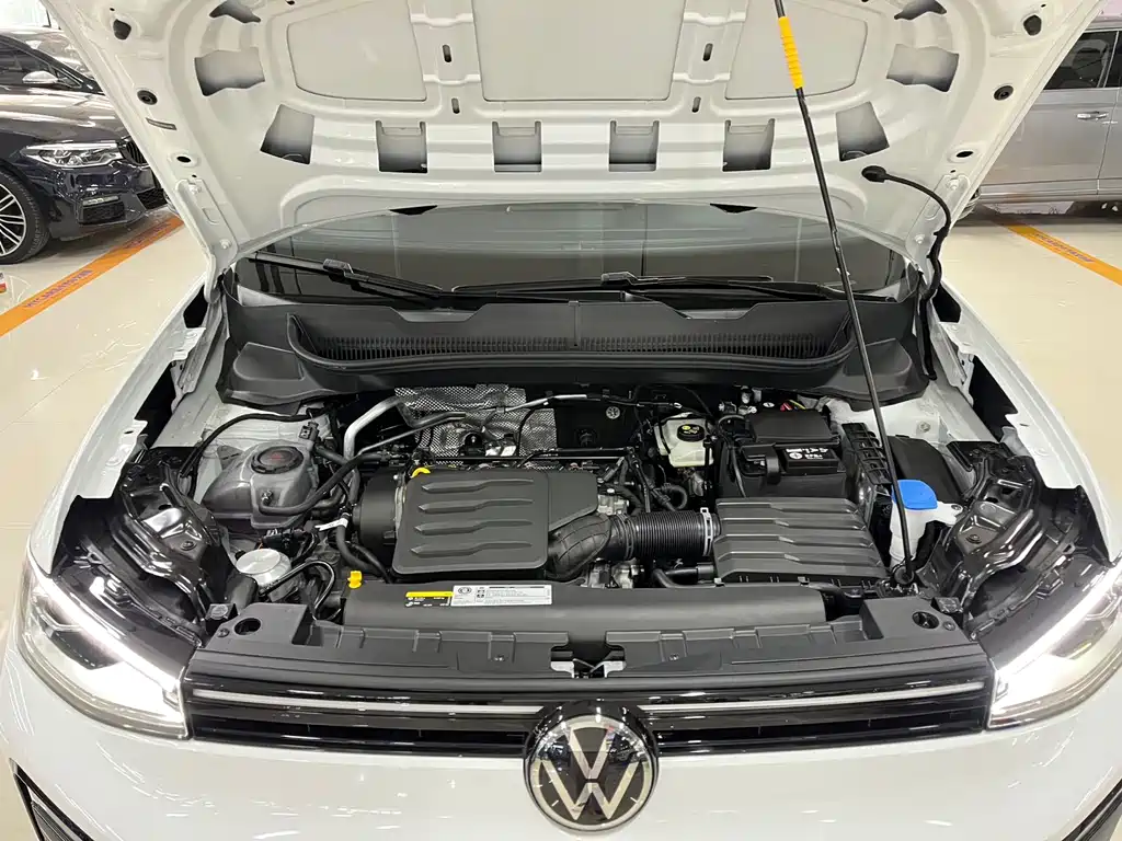 Volkswagen Tharu 2025
