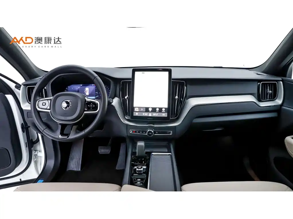 Volvo XC60 2025 — фото 5