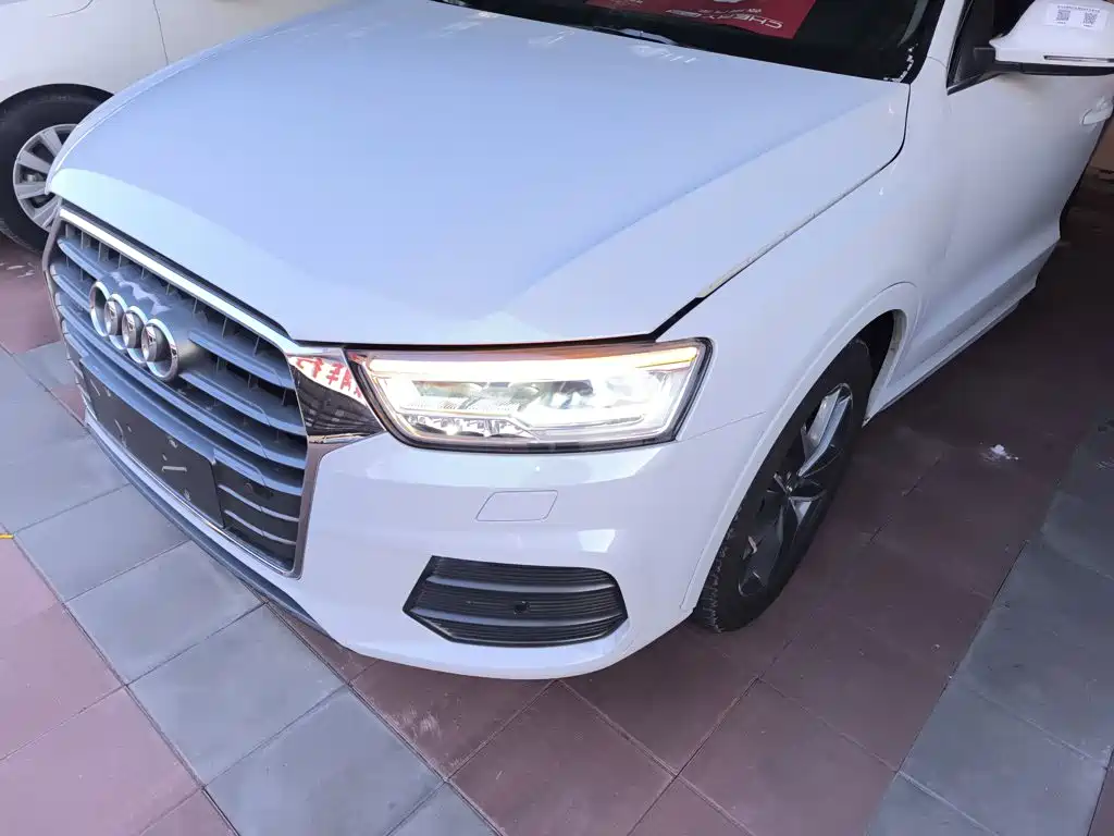 Audi Q3 2018 — фото 15