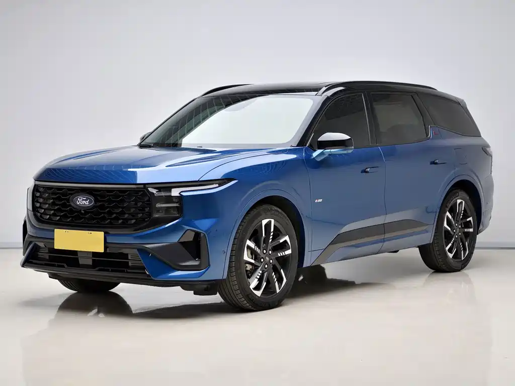 Ford Edge 2023 — фото 1