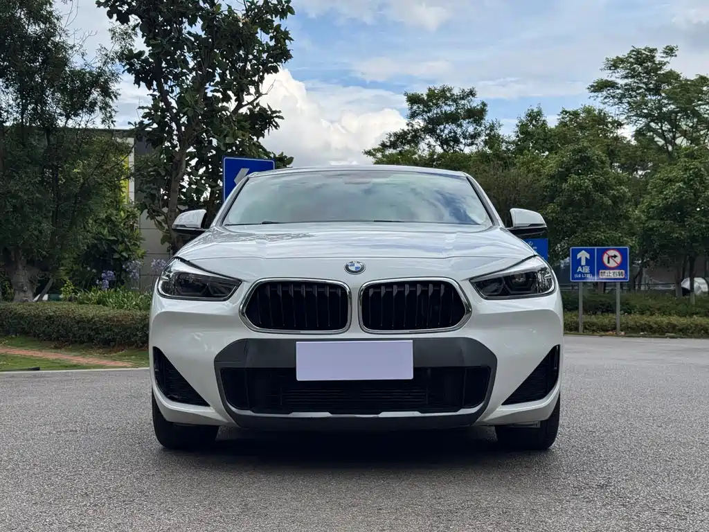 BMW X2 2021 — фото 2