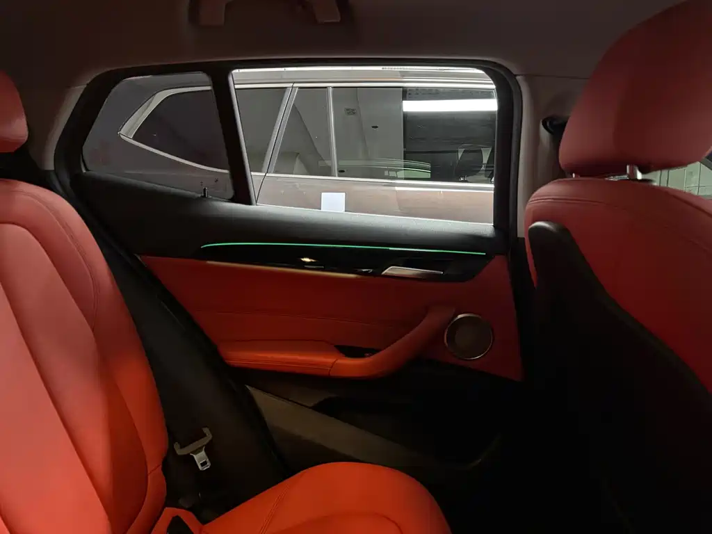 BMW X2 2021 — фото 12