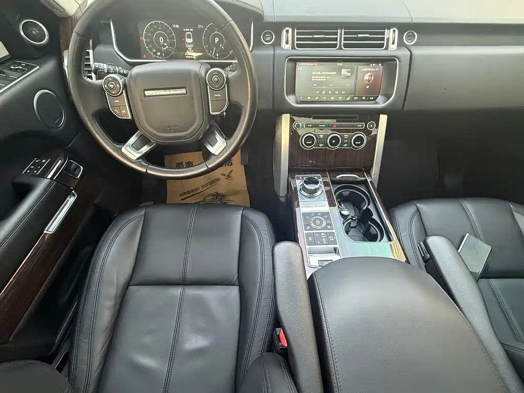 Land Rover Range Rover 2018 — фото 12