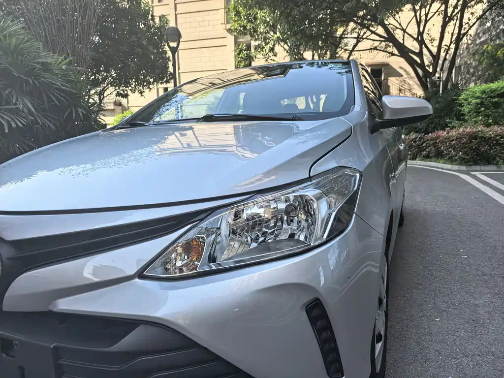 Toyota Vios 2017 — фото 13