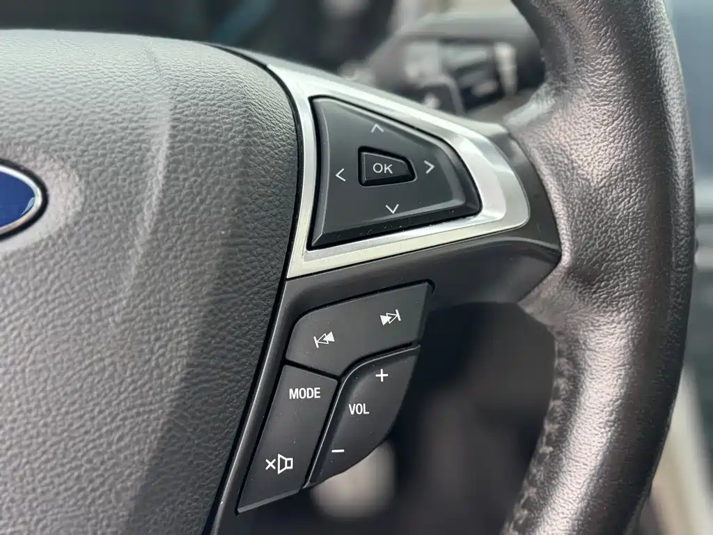 Ford Mondeo 2016 — фото 15