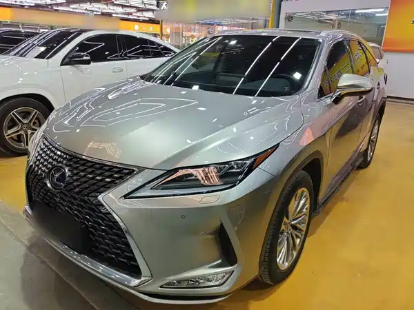Lexus RX 2020