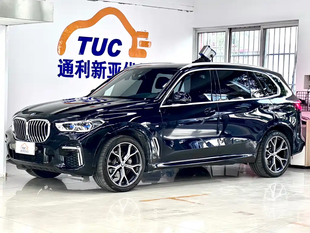 BMW X5 2023 — фото 1