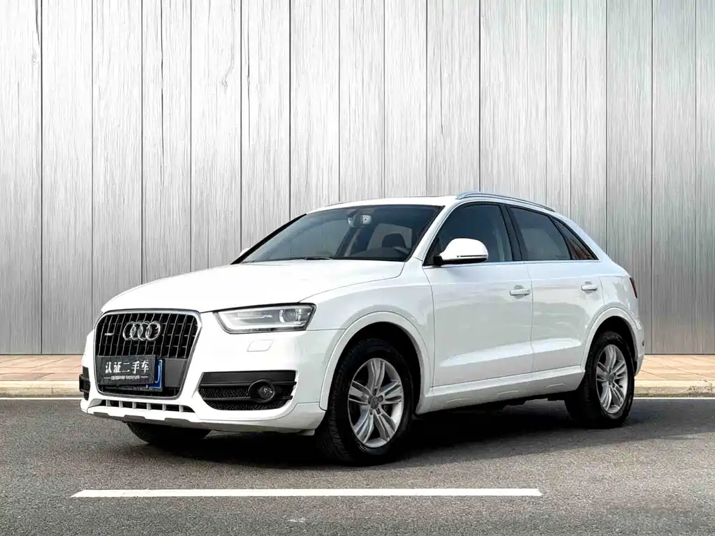 Audi Q3 2013 — фото 1