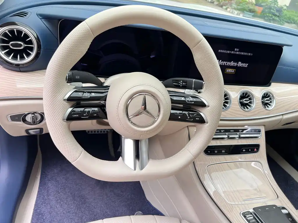 Mercedes-Benz E-Class 2023 — фото 10