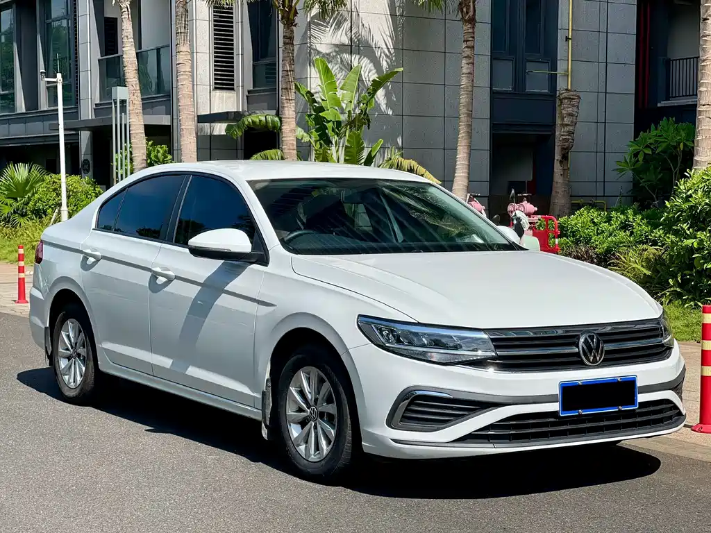 Volkswagen Bora 2023